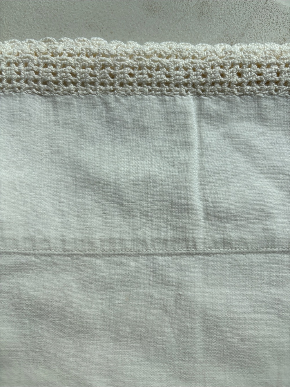 Vintage cotton pillow cases - Picture 2 of 4